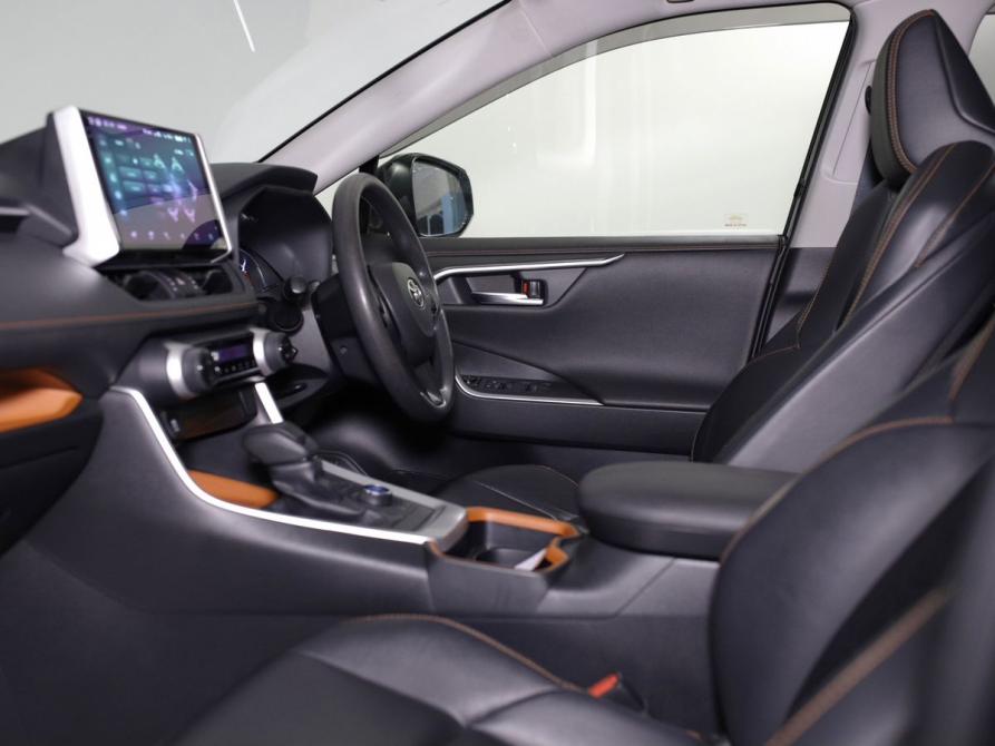 Toyota RAV4 V (XA50) Якутск  - изображение 10