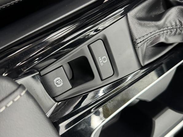 Toyota Camry IX (XV80) China Market с пробегом 2026 года, цена 4 360 000 рублей, 24 км, седан, Автокод Объявления