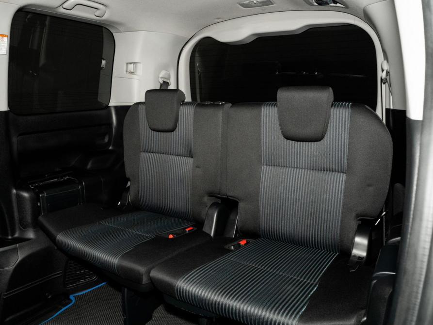 Toyota Voxy III (R80) Иркутск  - изображение 8