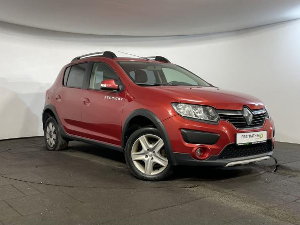 Renault Sandero II с пробегом 2016 года, цена 999 900 рублей, 132000 км, хэтчбек, Автокод Объявления