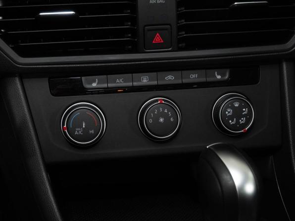 Volkswagen Jetta VII с пробегом 2020 года, цена 2 250 000 рублей, 37755 км, седан, Автокод Объявления
