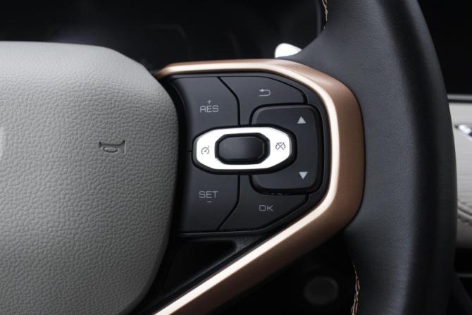 Haval Jolion I Рестайлинг с пробегом 2024 года, цена 1 950 000 рублей, 21026 км, внедорожник, Автокод Объявления