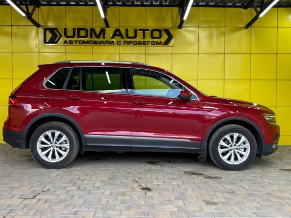 Volkswagen Tiguan II с пробегом 2017 года, цена 2 299 000 рублей, 186000 км, внедорожник, Автокод Объявления