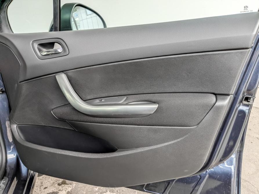 Peugeot 408 I Рестайлинг Москва  - изображение 23