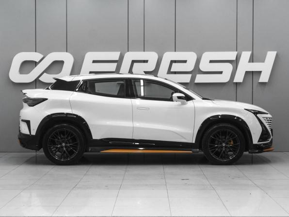 Changan UNI-T I Рестайлинг с пробегом 2023 года, цена 2 630 000 рублей, 9659 км, внедорожник, Автокод Объявления