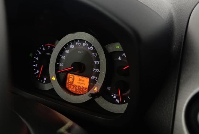 Toyota RAV4 III (XA30) Рестайлинг с пробегом 2011 года, цена 1 440 000 рублей, 241694 км, внедорожник, Автокод Объявления