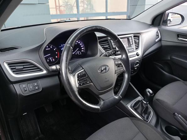 Hyundai Solaris II с пробегом 2018 года, цена 1 263 000 рублей, 104000 км, седан, Автокод Объявления