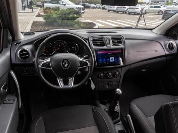Renault Logan II Рестайлинг с пробегом 2020 года, цена 1 050 000 рублей, 123345 км, седан, Автокод Объявления