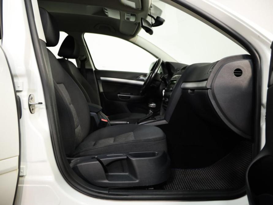 Skoda Octavia II (A5) Рестайлинг Санкт-Петербург  - изображение 14