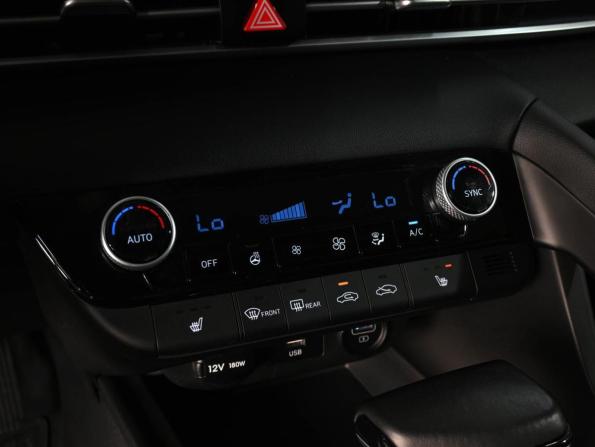 Hyundai Elantra VII (CN7) с пробегом 2021 года, цена 2 119 000 рублей, 62509 км, седан, Автокод Объявления