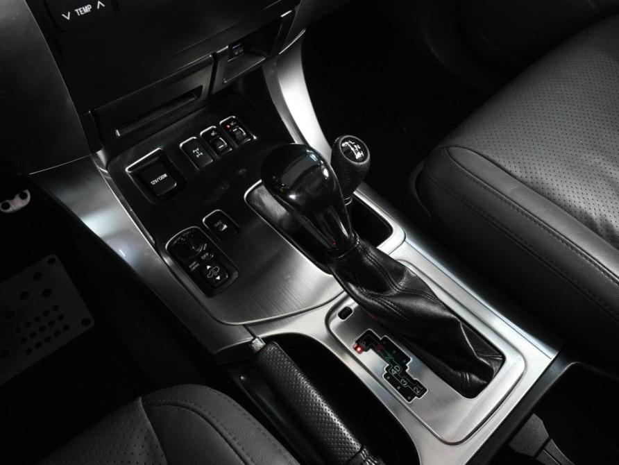 Toyota Land Cruiser Prado 120 Series Рестайлинг Ростов-на-Дону  - изображение 14