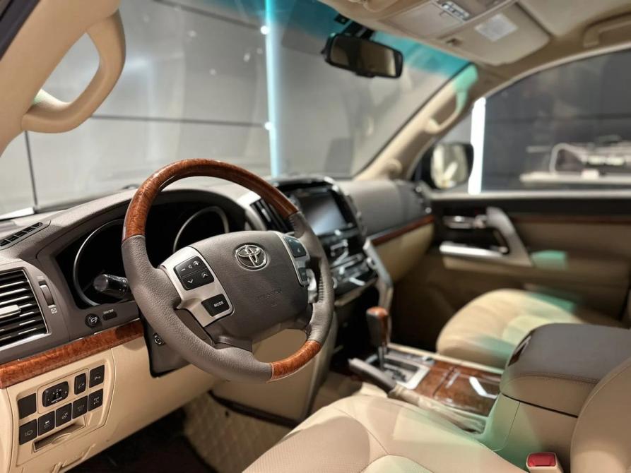 Toyota Land Cruiser 200 Series Рестайлинг 1 Новосибирск  - изображение 11
