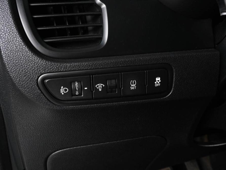 Kia Rio IV Ростов-на-Дону  - изображение 18