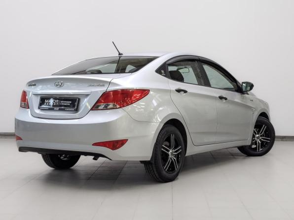 Hyundai Solaris I Рестайлинг с пробегом 2015 года, цена 1 140 000 рублей, 89682 км, седан, Автокод Объявления