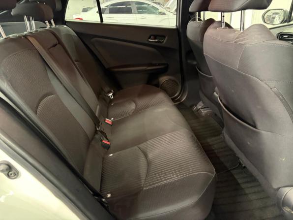 Toyota Prius IV (XW50) с пробегом 2017 года, цена 1 497 000 рублей, 107380 км, лифтбек, Автокод Объявления