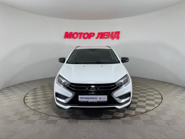 Lada (ВАЗ) Vesta I Рестайлинг (NG) с пробегом 2024 года, цена 1 549 000 рублей, 14354 км, универсал, Автокод Объявления