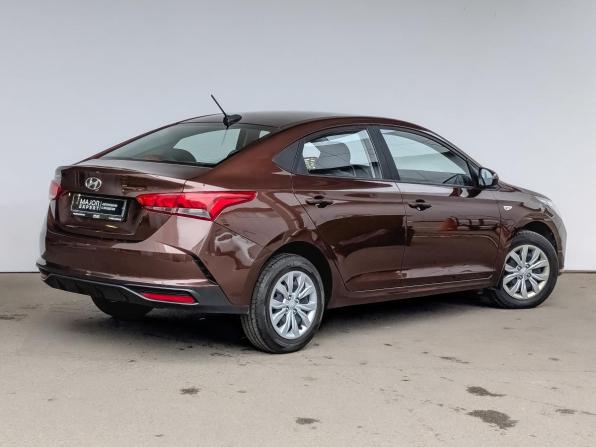Hyundai Solaris II Рестайлинг с пробегом 2022 года, цена 1 625 000 рублей, 60964 км, седан, Автокод Объявления