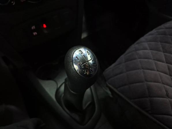 Renault Sandero II Рестайлинг с пробегом 2018 года, цена 1 100 000 рублей, 120417 км, хэтчбек, Автокод Объявления