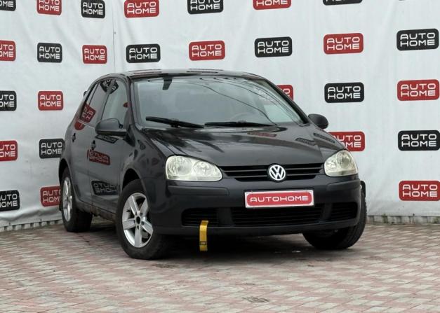 Volkswagen Golf V с пробегом 2004 года, цена 359 990 рублей, 323000 км, хэтчбек, Автокод Объявления