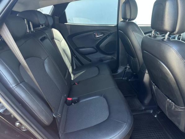Hyundai ix35 I Рестайлинг с пробегом 2014 года, цена 1 295 000 рублей, 268886 км, внедорожник, Автокод Объявления