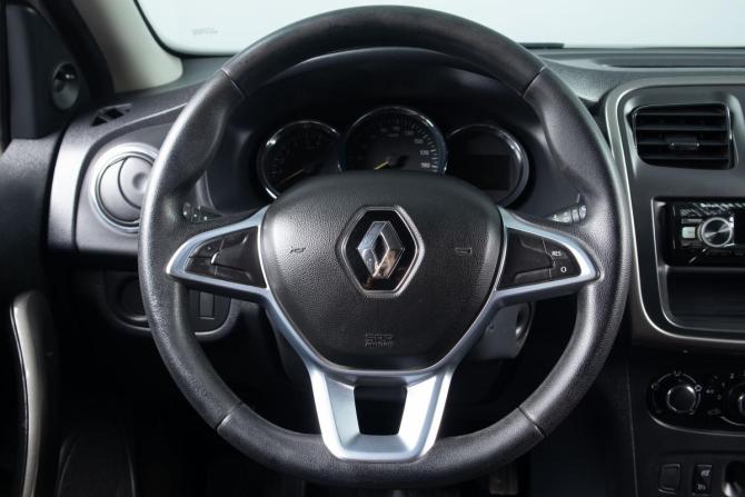 Renault Sandero II Рестайлинг с пробегом 2018 года, цена 1 029 000 рублей, 103547 км, хэтчбек, Автокод Объявления