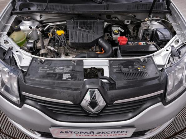 Renault Sandero II с пробегом 2015 года, цена 825 000 рублей, 155000 км, хэтчбек, Автокод Объявления