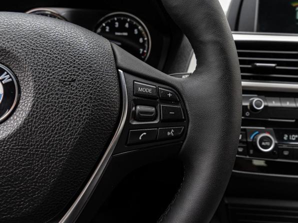 BMW 1 серии II (F20/F21) Рестайлинг 2 с пробегом 2018 года, цена 1 650 000 рублей, 165624 км, хэтчбек, Автокод Объявления