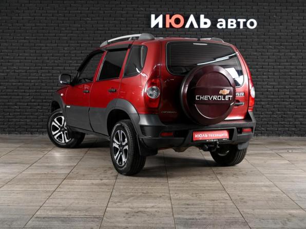 Chevrolet Niva I Рестайлинг с пробегом 2014 года, цена 615 000 рублей, 170448 км, внедорожник, Автокод Объявления