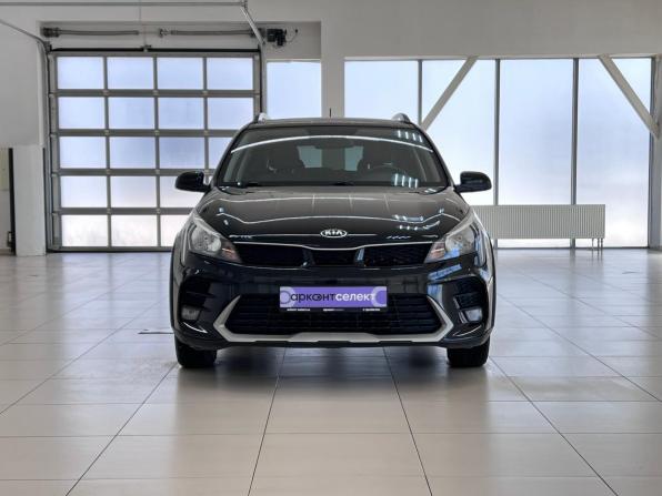 Kia Rio IV Рестайлинг с пробегом 2021 года, цена 1 600 000 рублей, 54726 км, хэтчбек, Автокод Объявления