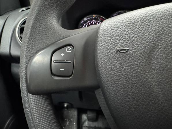Renault Sandero II с пробегом 2015 года, цена 1 395 000 рублей, 4812 км, хэтчбек, Автокод Объявления