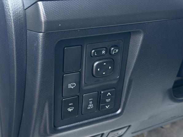Toyota Land Cruiser Prado 150 Series с пробегом 2012 года, цена 2 850 000 рублей, 189000 км, внедорожник, Автокод Объявления