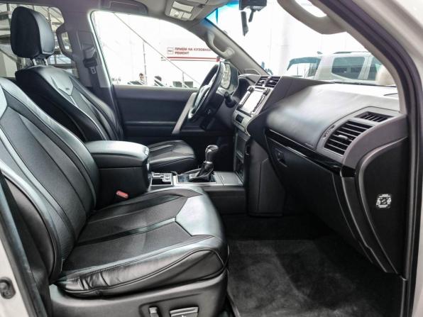 Toyota Land Cruiser Prado 150 Series Рестайлинг 2 с пробегом 2019 года, цена 5 350 000 рублей, 66898 км, внедорожник, Автокод Объявления