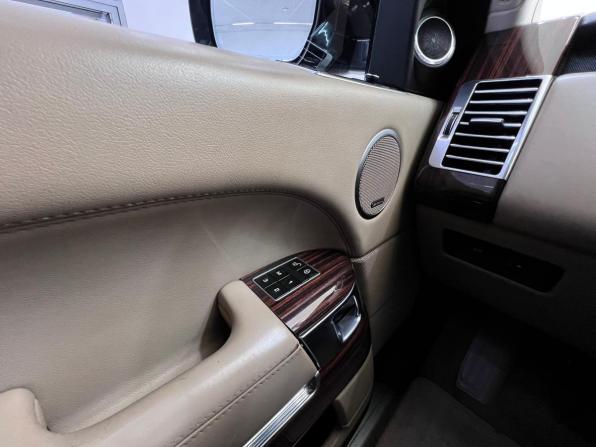 Land Rover Range Rover IV с пробегом 2013 года, цена 4 100 000 рублей, 151360 км, внедорожник, Автокод Объявления
