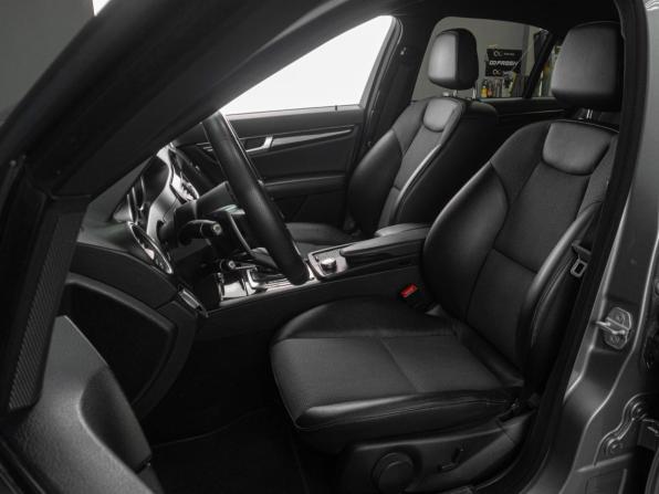 Mercedes-Benz C-Класс III (W204) Рестайлинг с пробегом 2013 года, цена 1 819 000 рублей, 241719 км, седан, Автокод Объявления