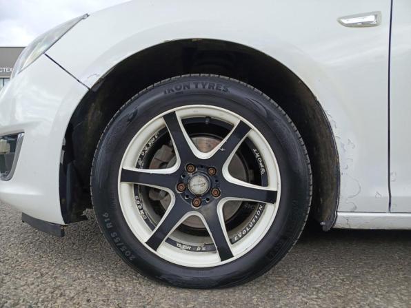 Opel Astra J Рестайлинг с пробегом 2012 года, цена 426 000 рублей, 401667 км, седан, Автокод Объявления