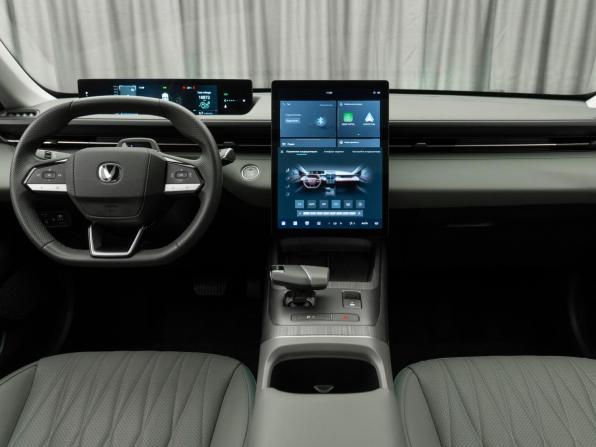Changan Lamore с пробегом 2024 года, цена 2 020 000 рублей, 17966 км, седан, Автокод Объявления