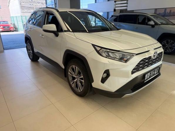 Toyota RAV4 V (XA50) с пробегом 2021 года, цена 3 520 000 рублей, 46181 км, внедорожник, Автокод Объявления