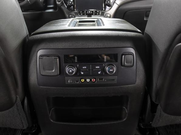 Chevrolet Tahoe IV с пробегом 2016 года, цена 2 998 000 рублей, 254733 км, внедорожник, Автокод Объявления