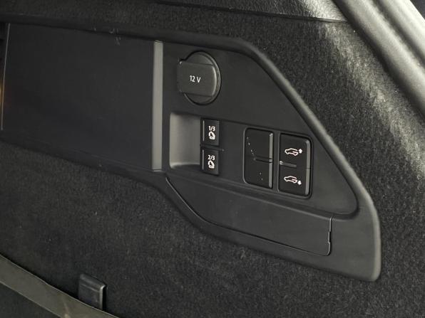 Volkswagen Touareg II с пробегом 2013 года, цена 2 100 000 рублей, 302516 км, внедорожник, Автокод Объявления