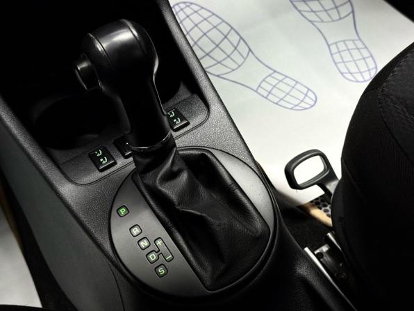 Skoda Fabia II Рестайлинг с пробегом 2011 года, цена 669 000 рублей, 228671 км, хэтчбек, Автокод Объявления