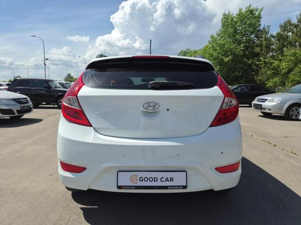 Hyundai Solaris I с пробегом 2012 года, цена 760 000 рублей, 153130 км, хэтчбек, Автокод Объявления