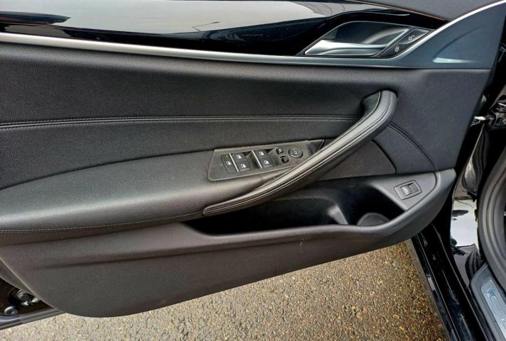 BMW 5 серии VI (F10/F11/F07) Рестайлинг Абакан  - изображение 13