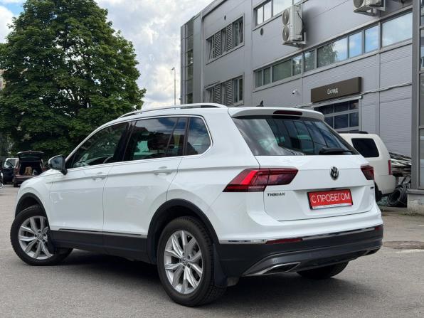 Volkswagen Tiguan II с пробегом 2018 года, цена 2 449 000 рублей, 90700 км, внедорожник, Автокод Объявления