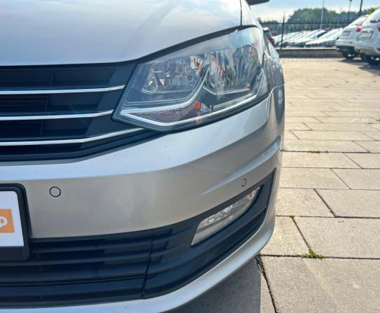 Volkswagen Polo V Рестайлинг с пробегом 2018 года, цена 1 232 800 рублей, 151289 км, седан, Автокод Объявления