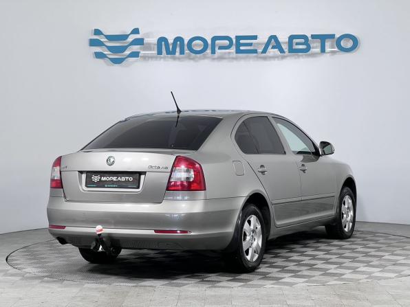 Skoda Octavia II (A5) Рестайлинг с пробегом 2011 года, цена 949 000 рублей, 172356 км, лифтбек, Автокод Объявления