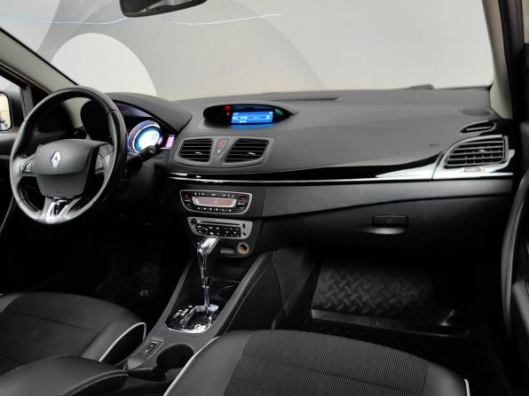 Renault Fluence I Рестайлинг с пробегом 2013 года, цена 519 000 рублей, 228702 км, седан, Автокод Объявления