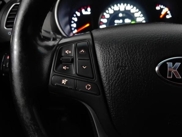 Kia Sorento II Рестайлинг с пробегом 2014 года, цена 1 535 000 рублей, 282202 км, внедорожник, Автокод Объявления