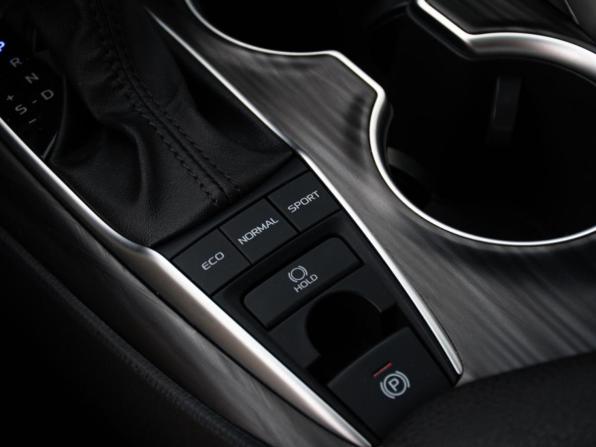 Toyota Camry VIII (XV70) Рестайлинг с пробегом 2022 года, цена 3 098 000 рублей, 103936 км, седан, Автокод Объявления