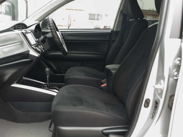 Toyota Corolla XI (E160 E170 E180) Рестайлинг 1 с пробегом 2017 года, цена 1 365 000 рублей, 125489 км, универсал, Автокод Объявления