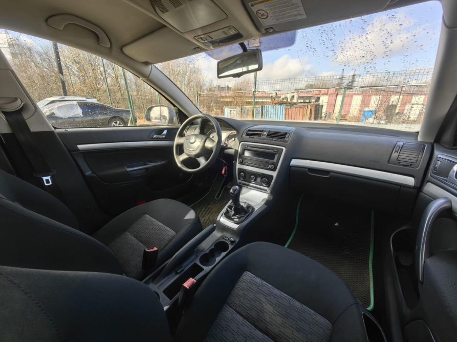 Skoda Octavia II (A5) Рестайлинг Санкт-Петербург  - изображение 9